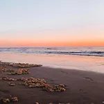 펜션 Near Dutch Coast & Forest 노르트베이크